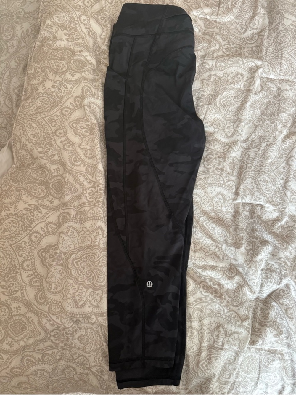 lululemon Black camo High-Rise Leggings with Logo and pockets